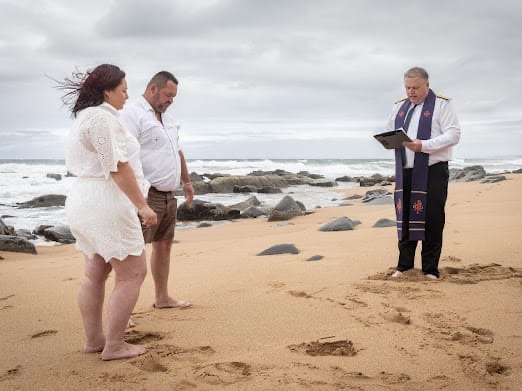 Wedding ceremony by Dr. Gerrit Rademeyer in Jan Kempdorp